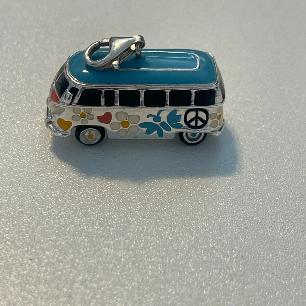 Thomas Sabo VW Bus ”Bulli” Pendant Rare Misengraving Confirmed by Thomas Sabo - Picture 2 of 11